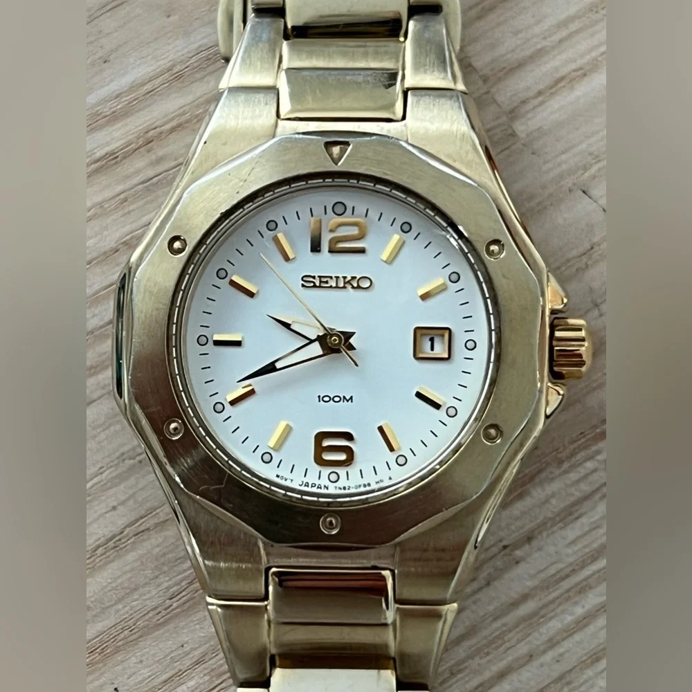 Seiko Coutura Ladies Watch Gold-Tone Bracelet Case White Dial Date Window